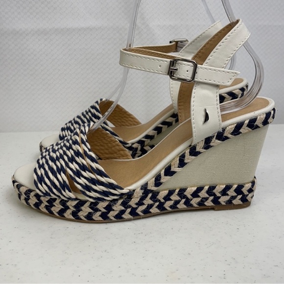 Nautica Wedge Rope Sandals - Picture 2 of 8